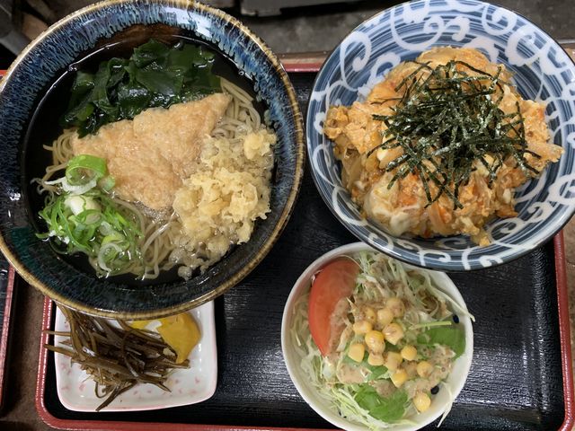 玉子丼蕎麦_ももや手打うどん・そば