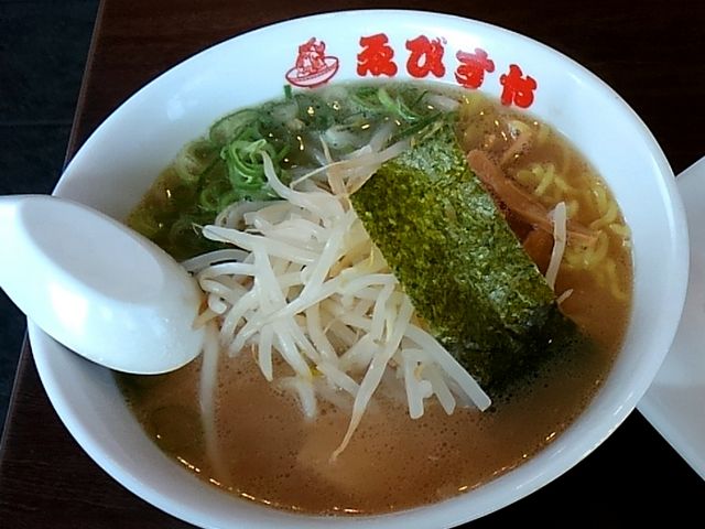 ゑびすラーメン:すっきりしているのにコクのある味です。_東京おぎくぼラーメン ゑびすや 中央緑地店