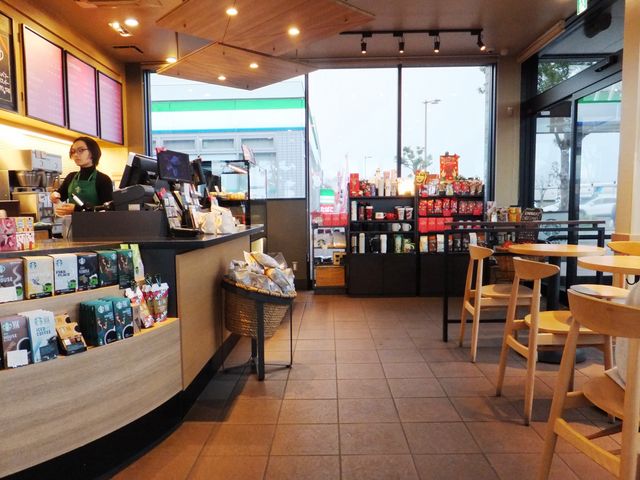 店内の様子_スターバックス・コーヒー 尾張一宮パーキングエリア下り線店