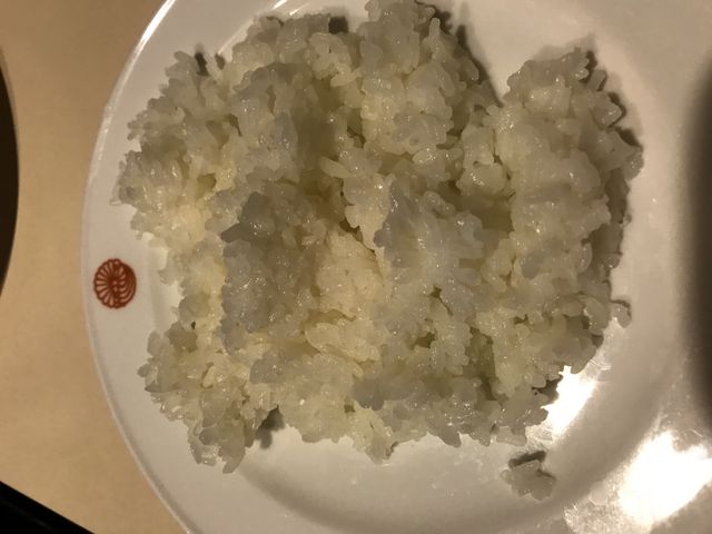 ライスの盛り方
これで良いのですか?_レストラン 菊水