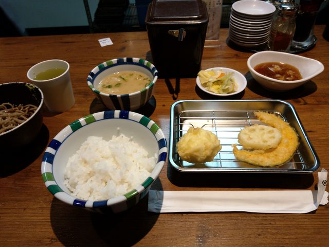 天ぷらです_天ぷらの山