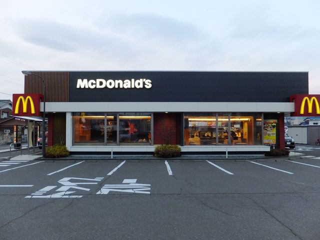 店舗外観_マクドナルド敦賀店