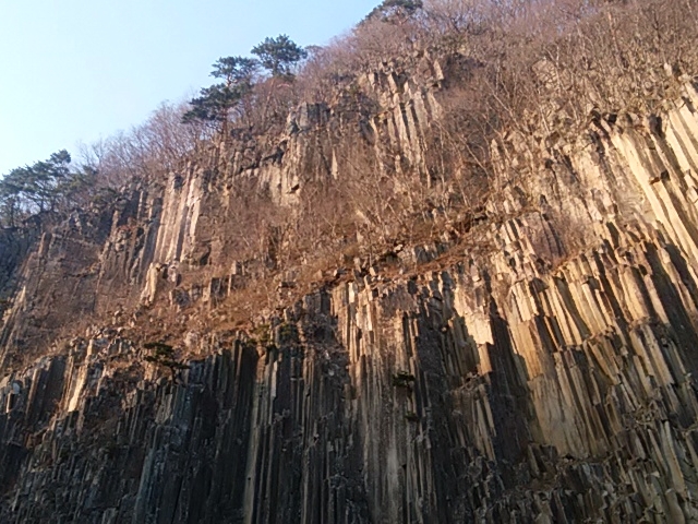 夕方の材木岩_材木岩(宮城県白石市)