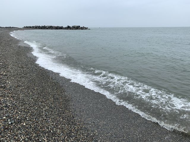 波の音に癒されます_ヒスイ海岸