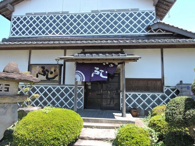 看板に吸い寄せられて_活魚 ふじ