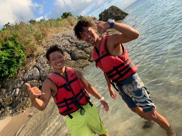 まいまいさんとやじーさん_沖縄マリンスタイル