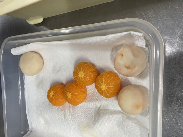 大福のまるごとみかん!美味しい_御菓子司 金澤寿翁軒