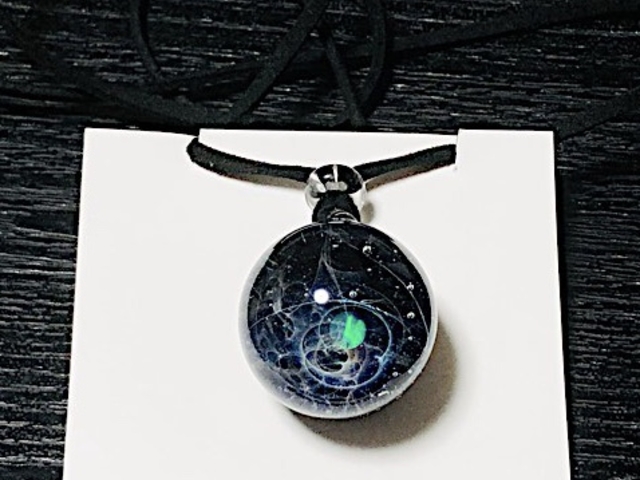 自分で作った宇宙ガラス!_レインボーユニオンアートスタジオ