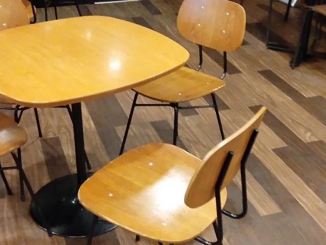 テーブル席_マクドナルド エスパルスドリームプラザ店