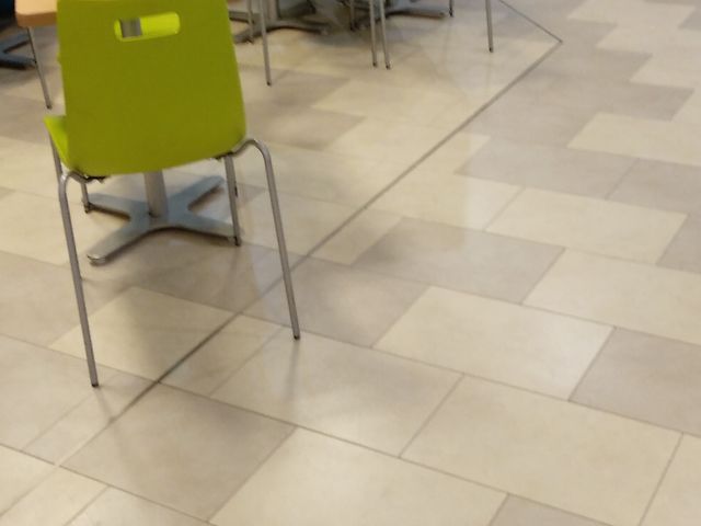 テーブル席_マクドナルド エスパルスドリームプラザ店