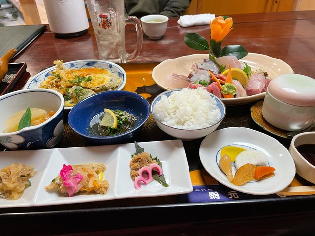 青島御膳_磯料理 網元