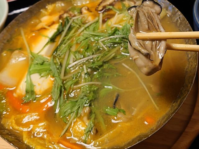 厚岸産のカキ鍋
カキが大きくでプリプリ_北海道 よろこんで酒場 昭島南口店