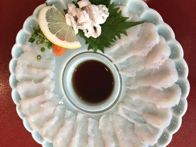 この輪島産のフグは肉厚プリプリで、とても美味しかったです!
絶対お薦めです。_喜芳