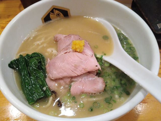 濃厚真鯛ラーメン_真鯛らーめん 麺魚
