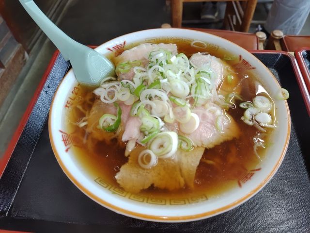 ほんのりピンクのチャーシューメン♪ローストビーフのよう。良い香りです♪_さっぽろ