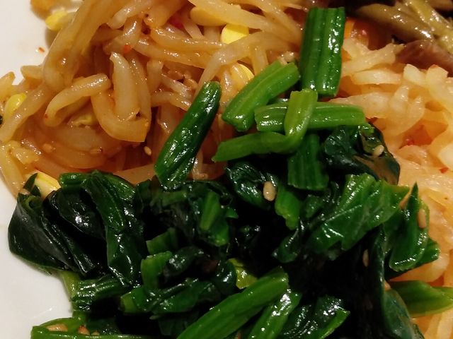 ナムル_焼肉 三幸園