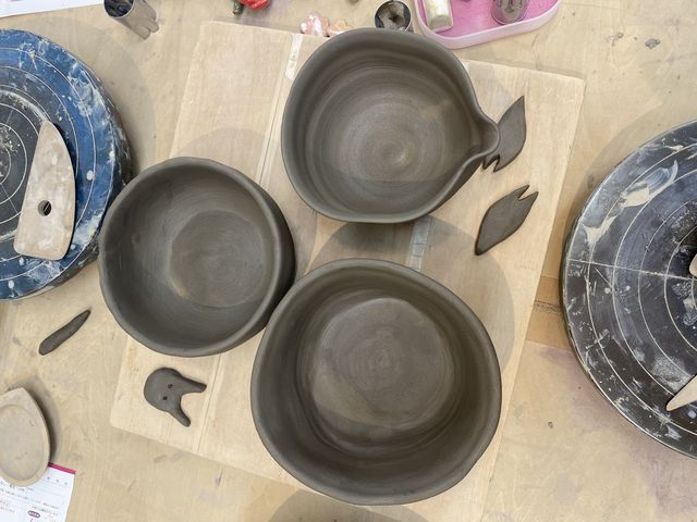 上は先生の作品、出来上がり少し縮むらしいので思ってるより大きめに作りました。_Props Art School