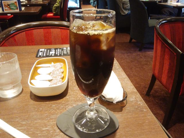 おいしいおいしいアイスコーヒーです。_喫茶室ルノアール 池袋サンシャイン60通り店