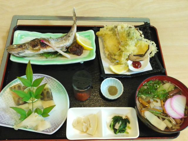 あめご膳_月ヶ谷温泉 月の宿