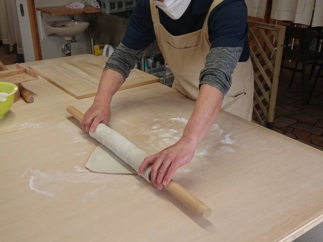 お店のご主人です_山形手打ちそば かざえもん