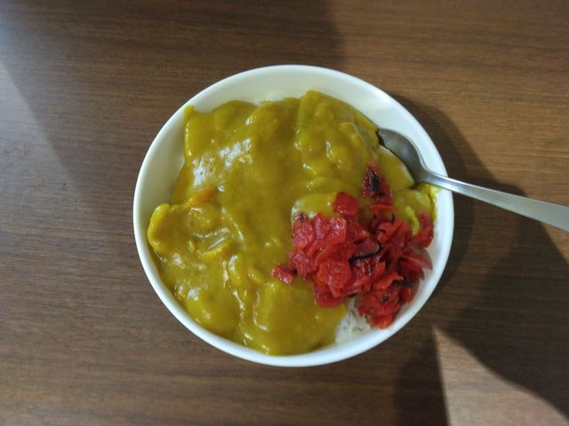昔ながらのカレーという感じです。_名物 万代そば