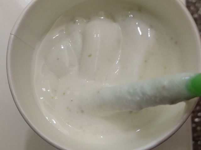 ずんだシェイク(レギュラーサイズ)・330円_ずんだ茶寮 エスパル仙台店
