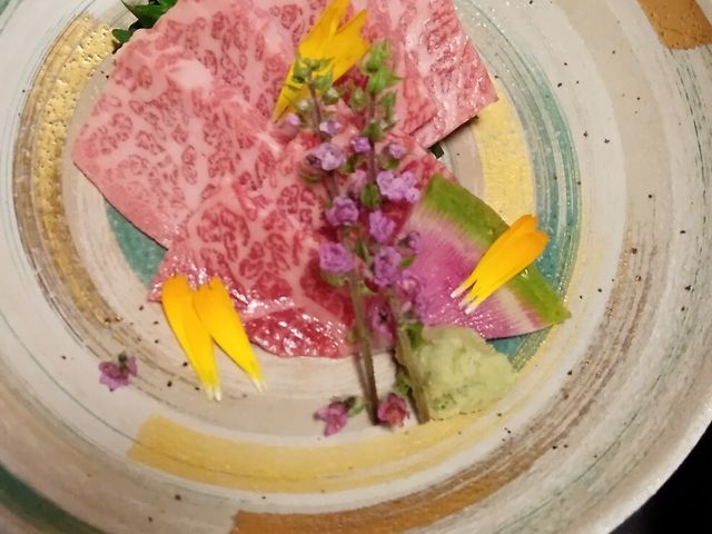 近江牛トロ刺身・1,980円_近江肉せんなり亭 伽羅
