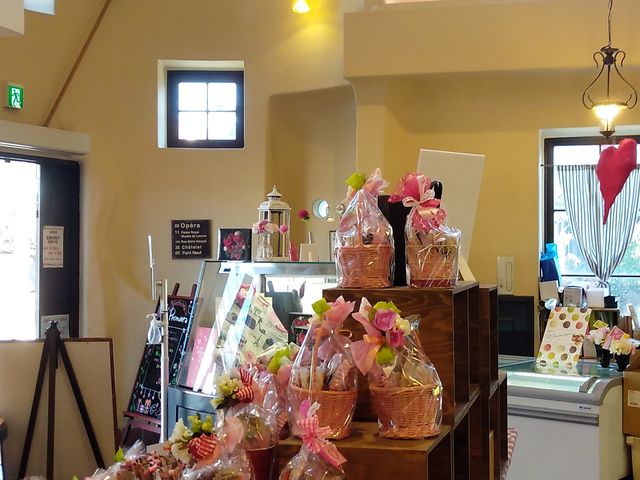 広い店内_ぷるみえーる みずほ店