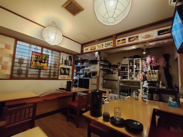 カクテキも食べ放題で、ランチは全てボリュームあり、お腹いっぱいになります。寒い時期はチゲが最高!!_うわさのへそんちゃん 新大久保店