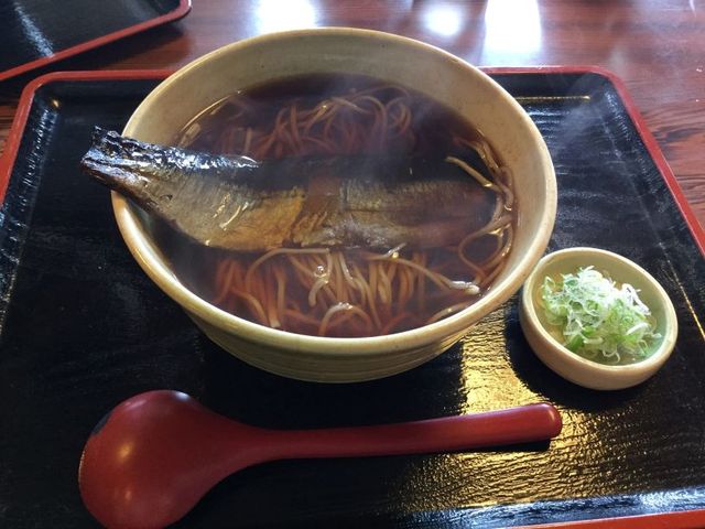 4年前に江差追分会館の帰りに寄りました。汁もニシンもとても美味しかった。もう一度食べたい。_手打ちそば和海