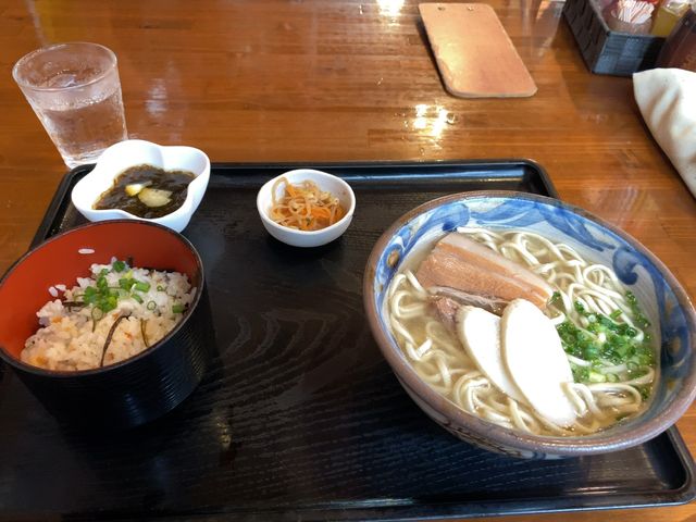 沖縄そば_楚辺