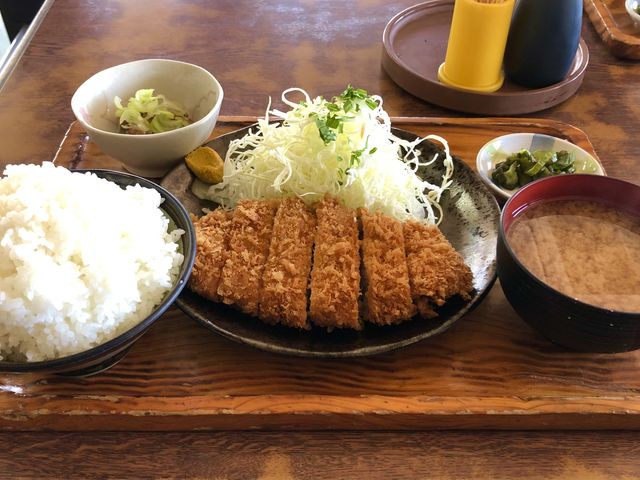 中かつ定食(1,200円)ライス大盛♪_とんかつ あき