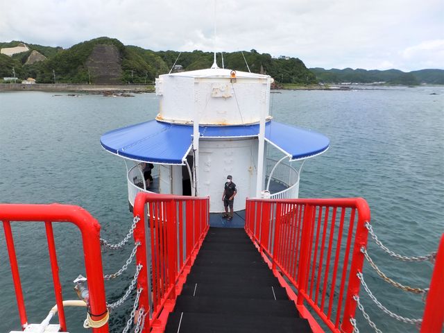 海中展望塔の入口_串本海中公園 水族館