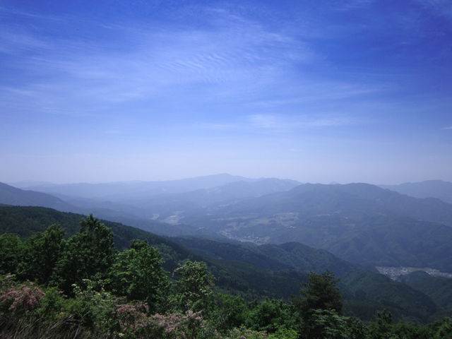 林道展望所から見た氷ノ山_蘇武岳