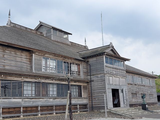 券売機で入場券買って見学できます_おびら鰊番屋
