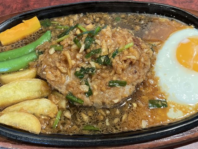 メニュー:ハンバーグ定食 \1,000(税込)_ハンバーグ フレンズ
