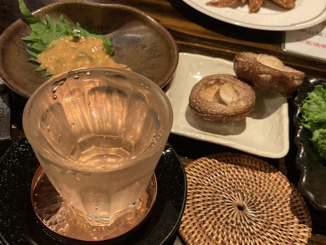 鶏の手羽先、パリッとカリカリで美味しい_癒.酒.屋. わおん