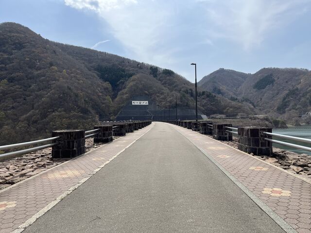 歩ける天端_七ヶ宿ダム