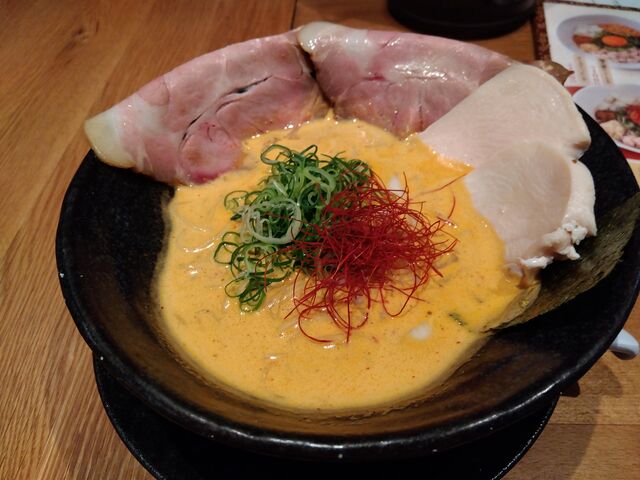 辛味噌の普通味にしました。_鶏と麦ときどき豚