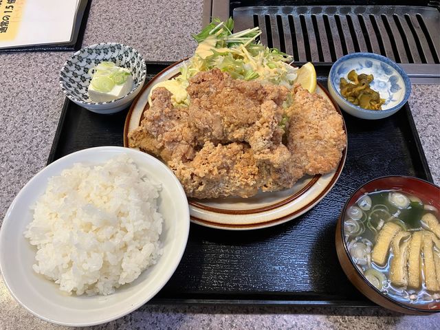 唐揚げ定食_若どり専門の店・秀