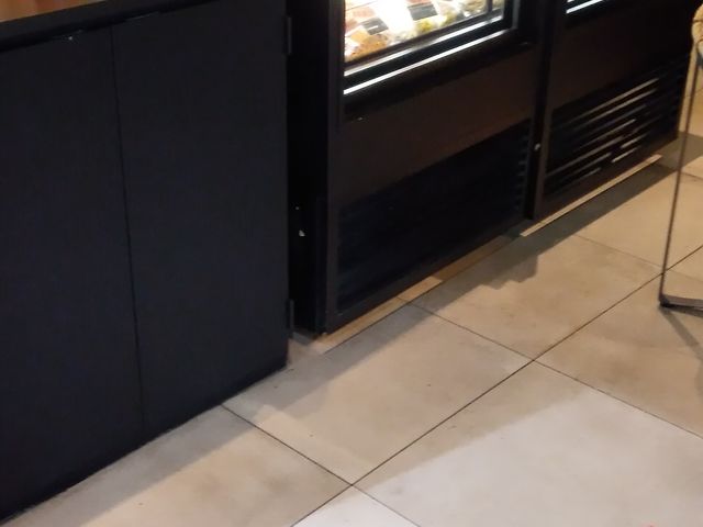 店内_スターバックス・コーヒーJR東海 新大阪駅新幹線ラチ内店