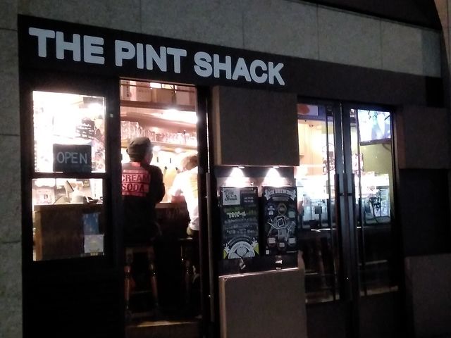 Den Bill 1Fのお店_The Pint Shack ざ ぱいんと しゃっく