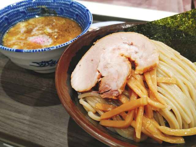 人気のつけ麺。_舎鈴(しゃりん)
