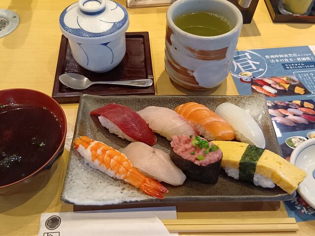 ランチセット1200円_廻鮮寿司吉恒