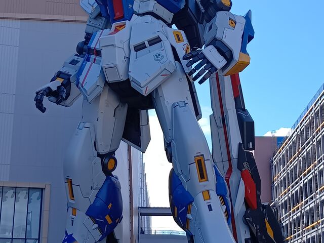 ニューガンダム_ららぽーと福岡