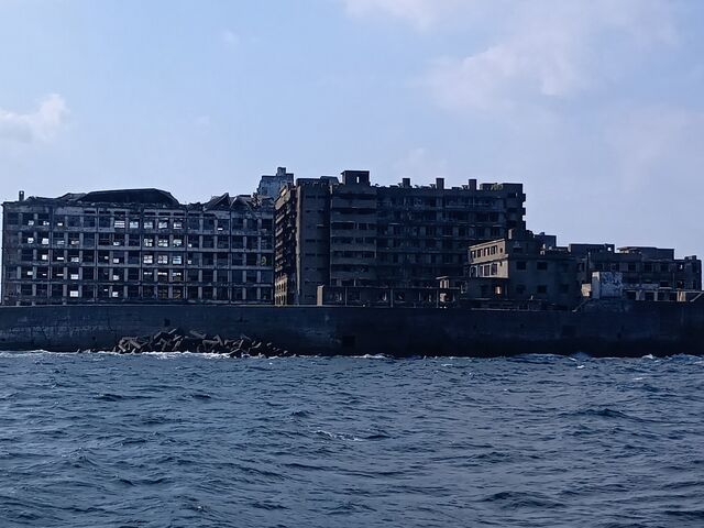 軍艦島_やまさの軍艦島上陸周遊クルーズ・長崎みなとめぐり遊覧船(ヘリテージクルーズ)