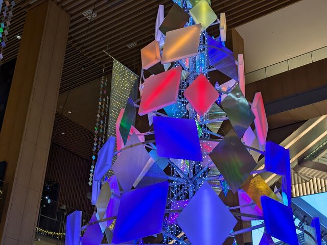 クリスマスイルミネーション_KITTE名古屋(キッテ名古屋)