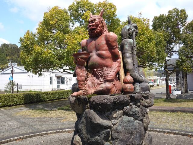 像もあります。_大江山鬼瓦公園