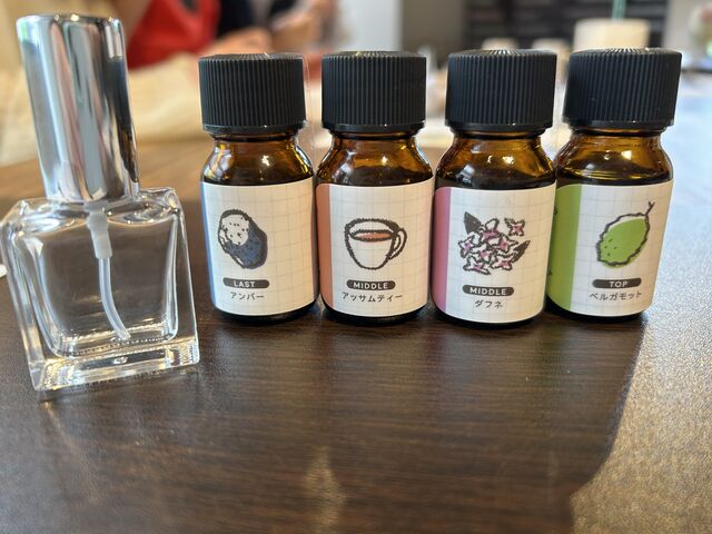 12種類から
4つ選んで調合しました!_inimu浅草店