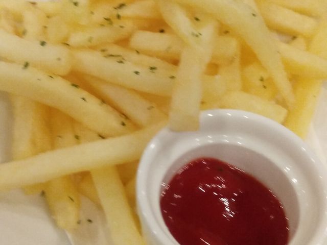 ポテトフライ_居酒屋 リンカーン 平塚店